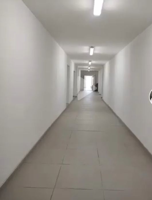 Hală, apartament, garaj, birouri gradina