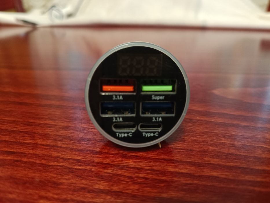 USB зарядно/адаптер с 2-4-6 извода. USB кабели.