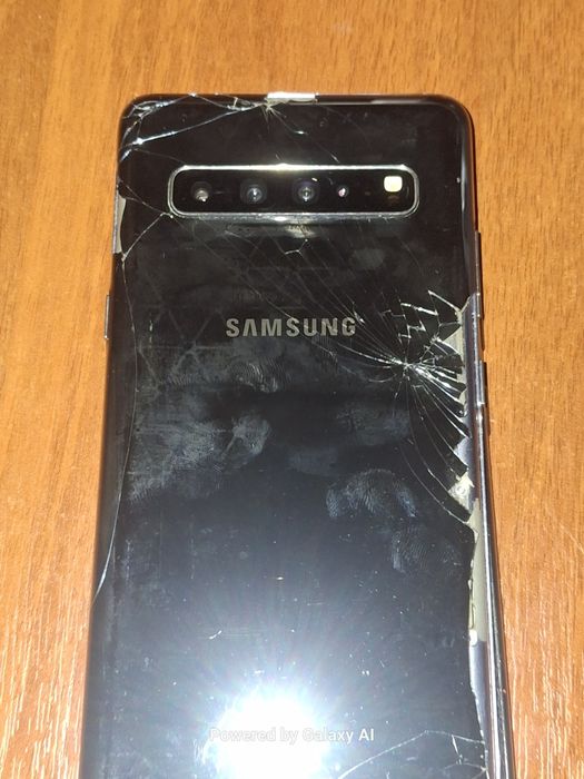 Продаю Samsung S10 5G