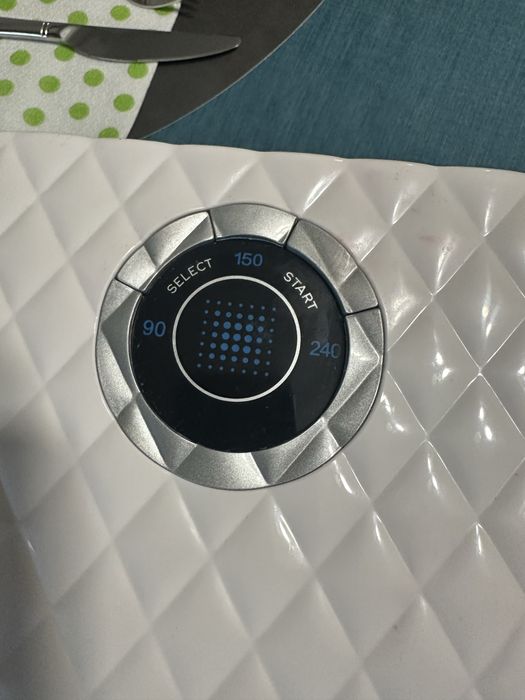 Продавам Лампа за Нокти