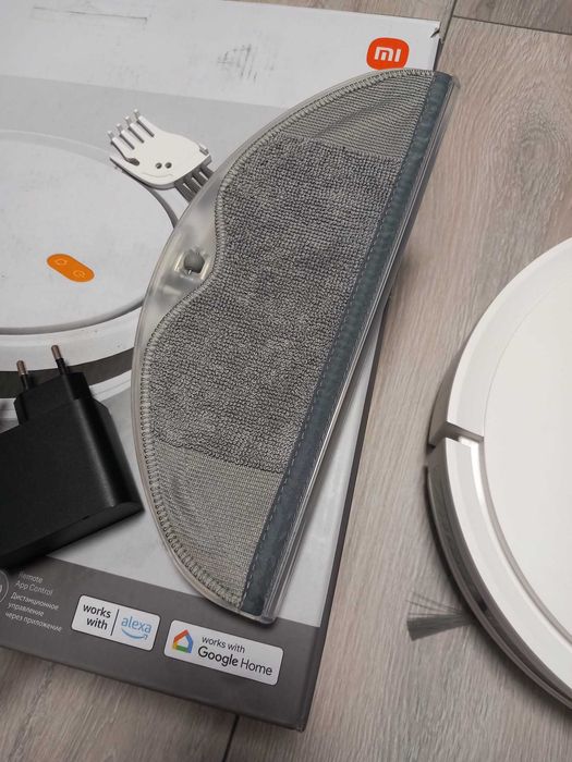 Прахосмукачка  робот Xiaomi E5