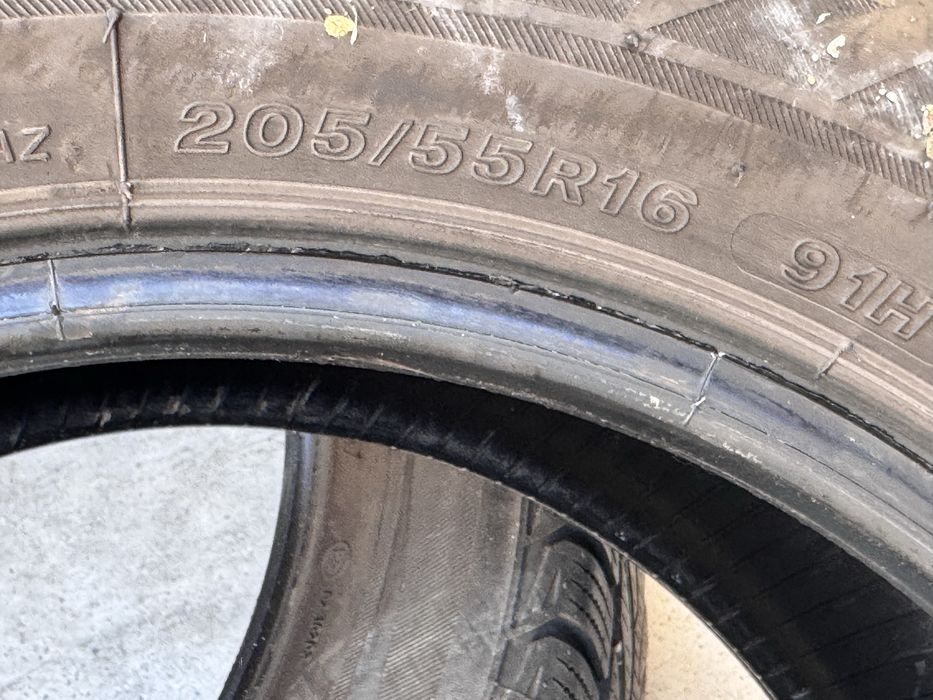 205/55/R16 Bridgestone Blizak 2бр зимни dot1717