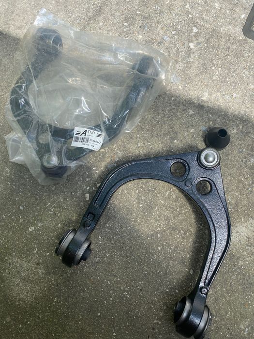 Части за предница на Крайслер 300ц