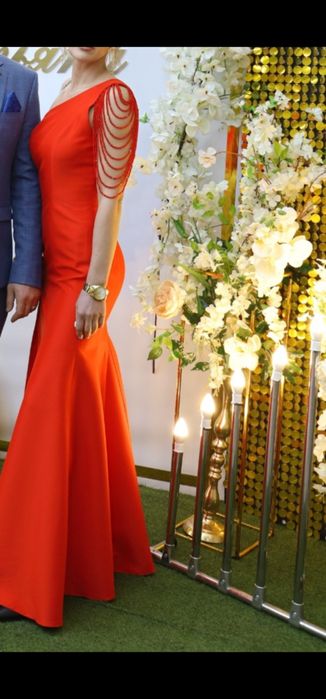 Красное Вечернее платье