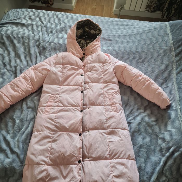 Продам двусторонний пуховик б/у