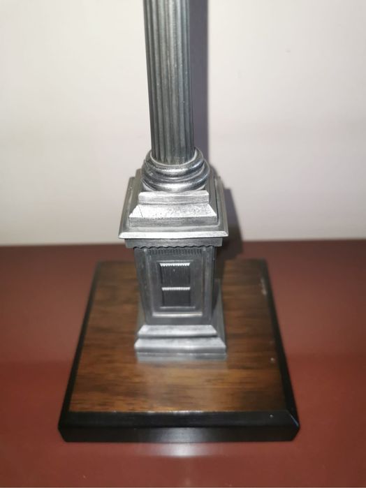 Часовник DUGENA четиристранен бронз дърво кварцов механизъм работещ  !