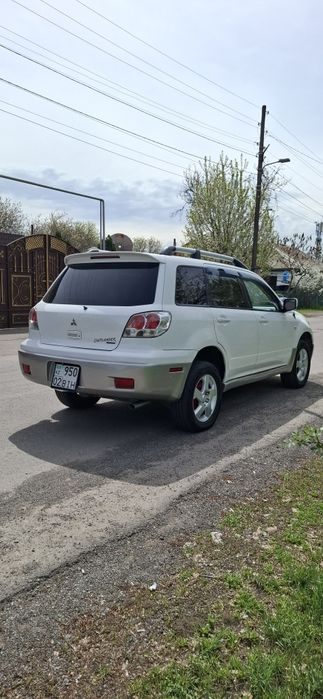 Mitsubishi outlander