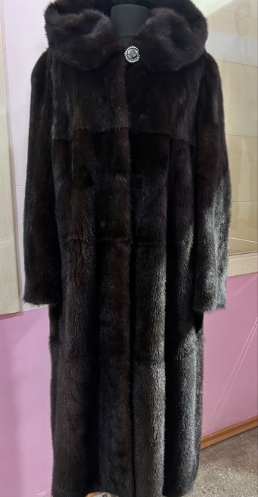 Шуба норковая размер 56-58.
