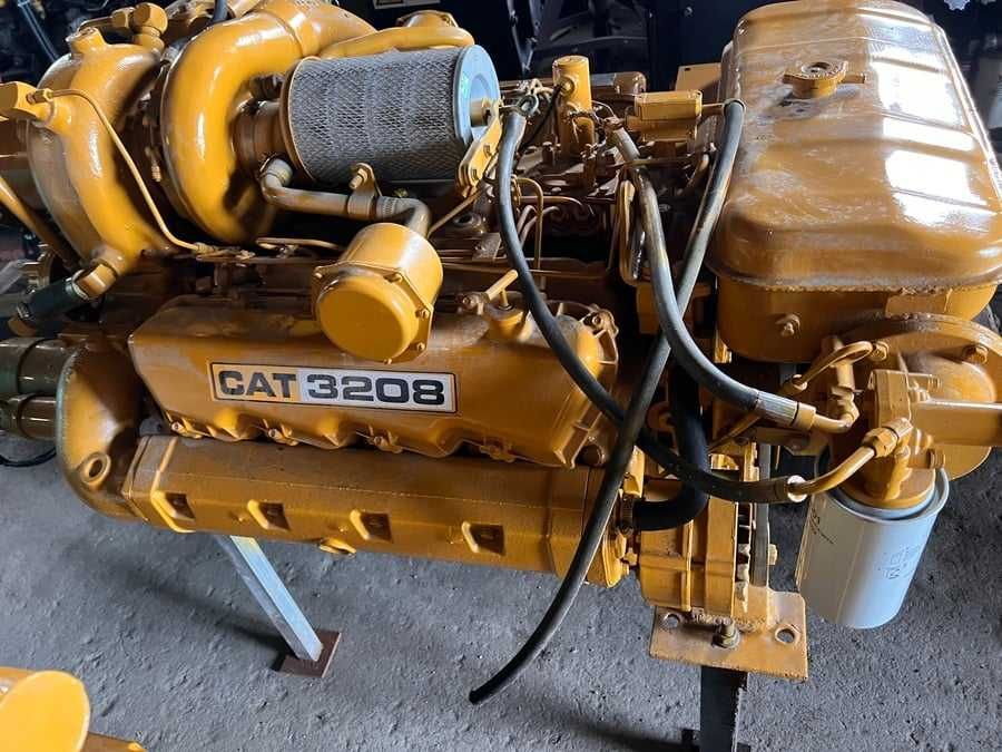 Motor complet Caterpillar 3208 T - Piese de motor Caterpillar