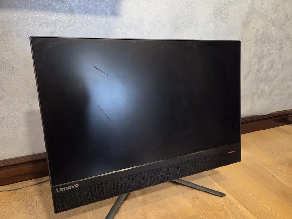 Vând Lenovo all in one