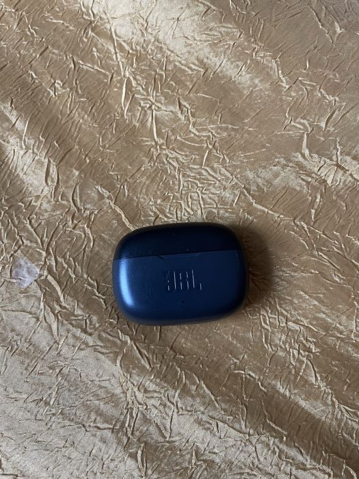 Наушники JBL200TWS