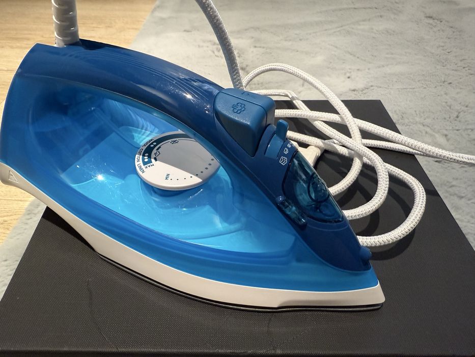 Fier de calcat cu abur Philips Comfort