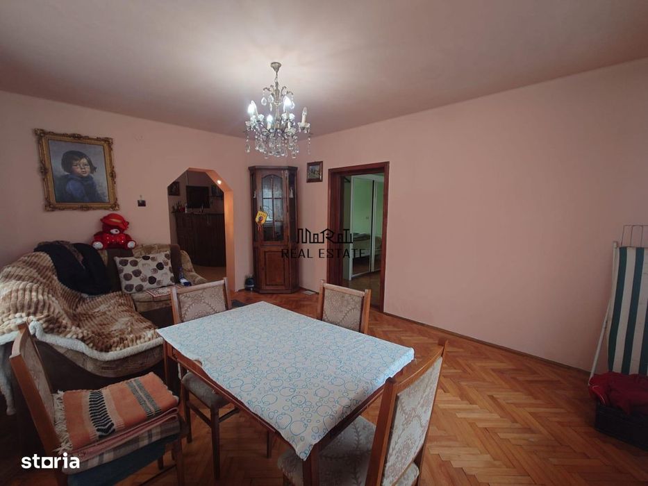 Casa si Teren Brad la drum european