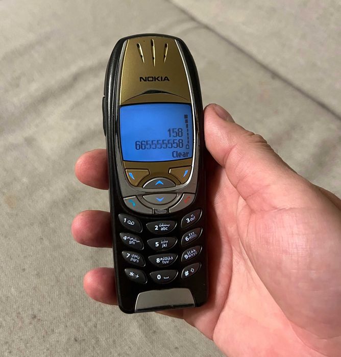 Nokia 6310i original functional telefon clasic fara incarcator