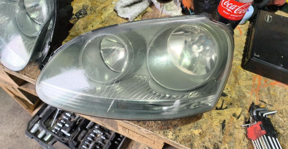 Faruri golf 5 cu halogen