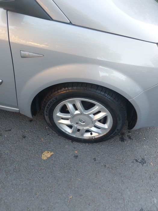 RENAULT Grand Scenic 2005 — imagine 3