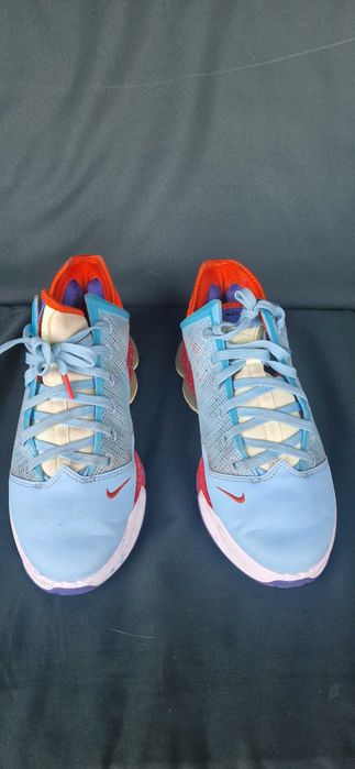 Nike LeBron 19 Low
Blue Chill