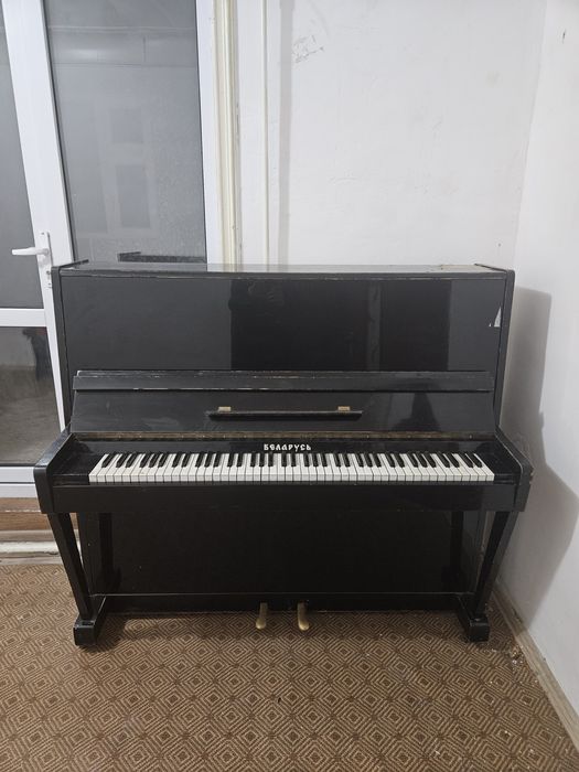 Пианино продаётся