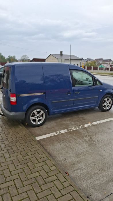 Vînd Vw Caddy Autoutilitară  sau variante cu  8+1