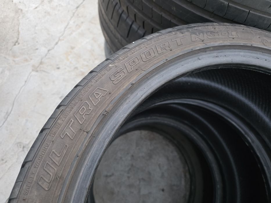 2бр Летни гуми 245 40 20 - Nankang