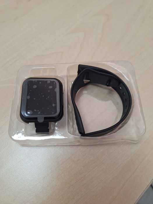 Смарт часовник smart bracelet