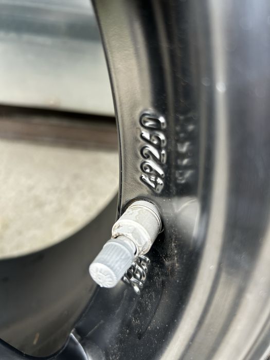 Джанти с гуми 5х120 17цола