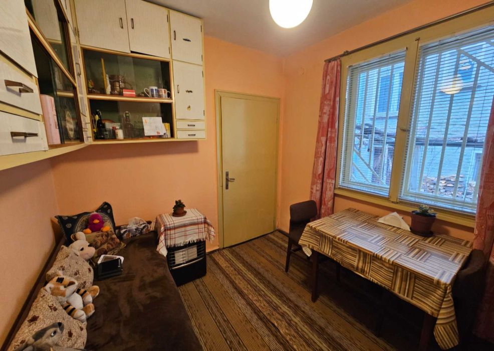 Продава се Къща в Горна Оряховица - 102 кв.м за 879 €/кв.м - Снимка #2