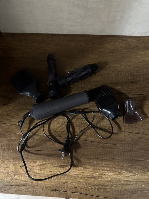 Продам фен филипс