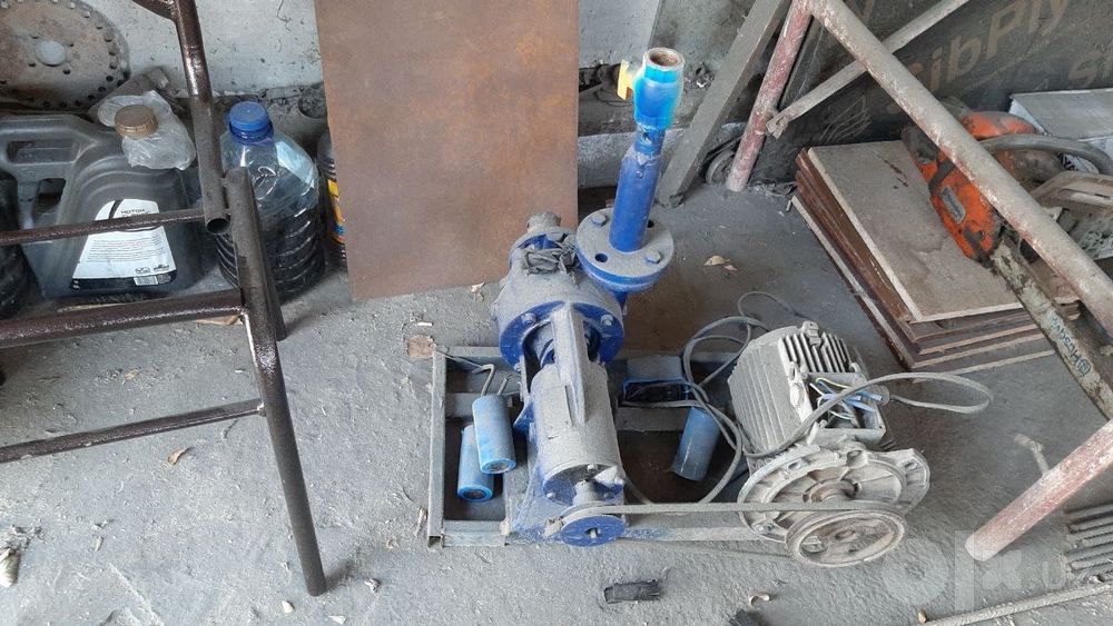 Buravoy. Yerdan suv chiqaradigan aparat