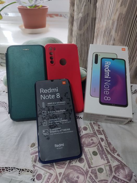 Продам телефон срочно