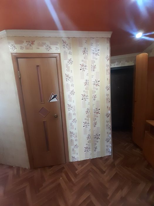 Продам 2 х   комнатную квартиру