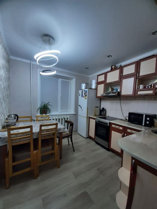 Продам 3-х комнатную квартиру