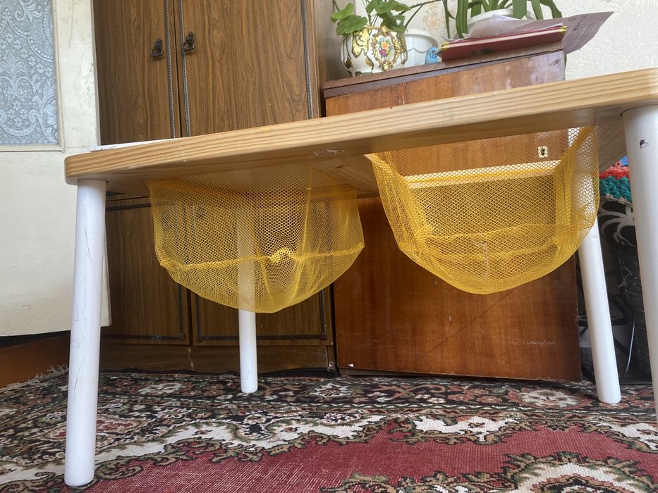 Продам детский столик