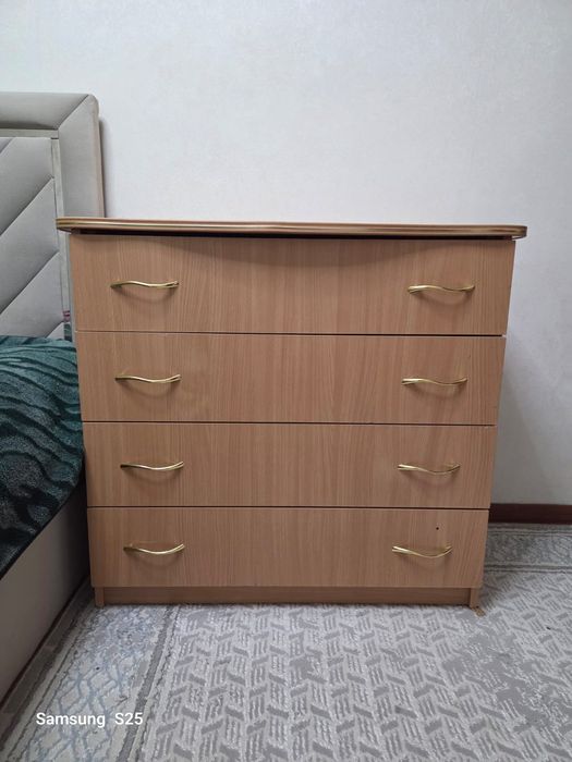 Продам комод хорошем состоянии.