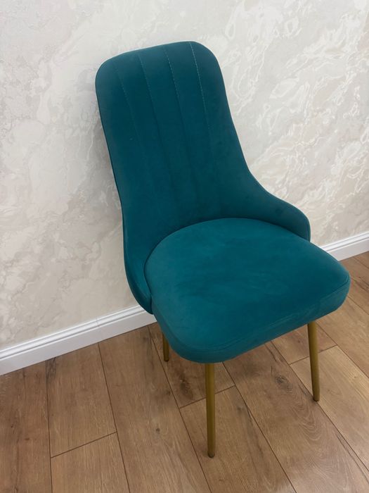 Стулья для гостинной