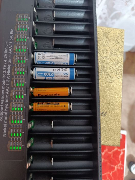 Продам зарядная устройства