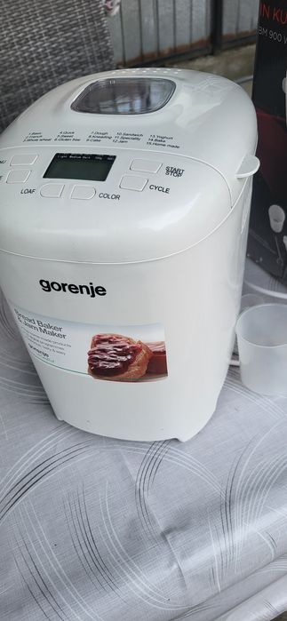 Electrocasnice,  mașină de făcut paine , 15 programe