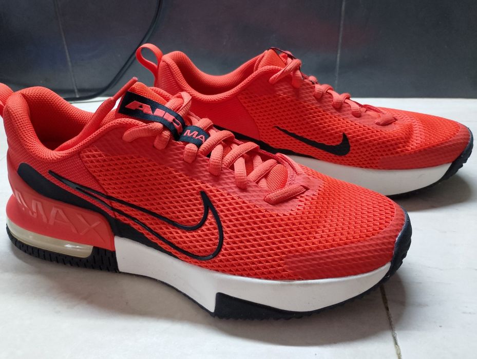 Оригинални маратонки Nike