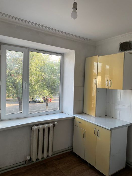 Сдам 2 комнатную квартиру в городе Есик в 1 микрорайоне