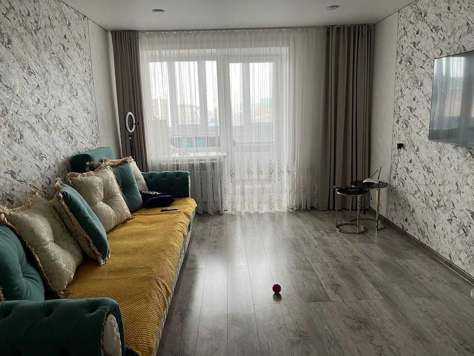 Продам 3к квартиру 19 мкрн