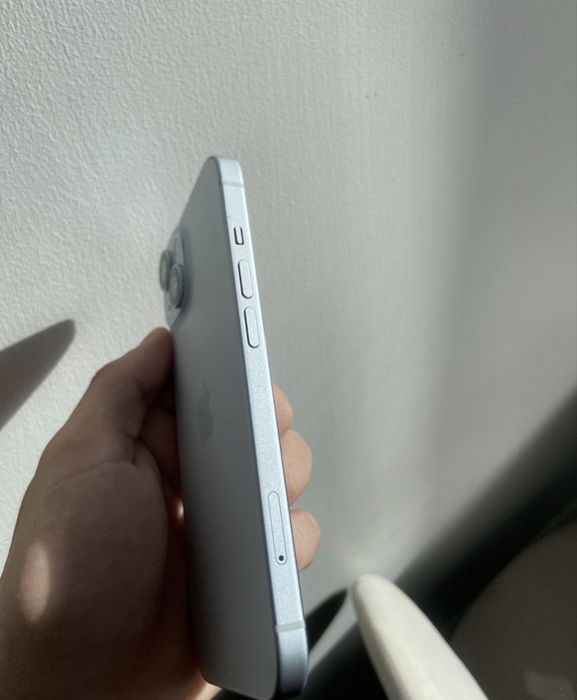 Продам Айфон 15 128гб 83% / iPhone 15 в идеале