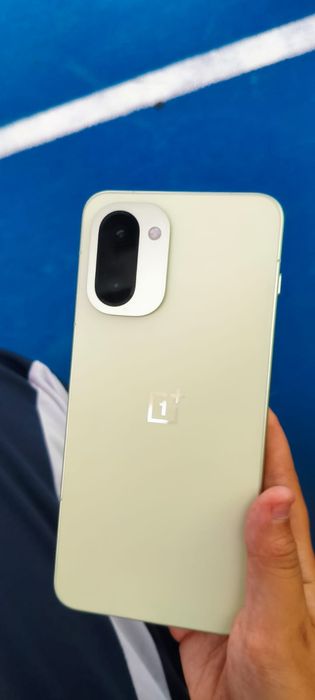 Oneplus ace 6t 12/256