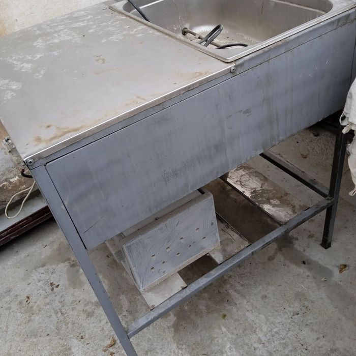 Perashka pishiradigan apparat sotiladi