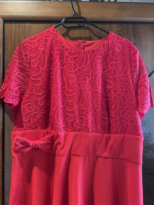 Дамска червена рокля