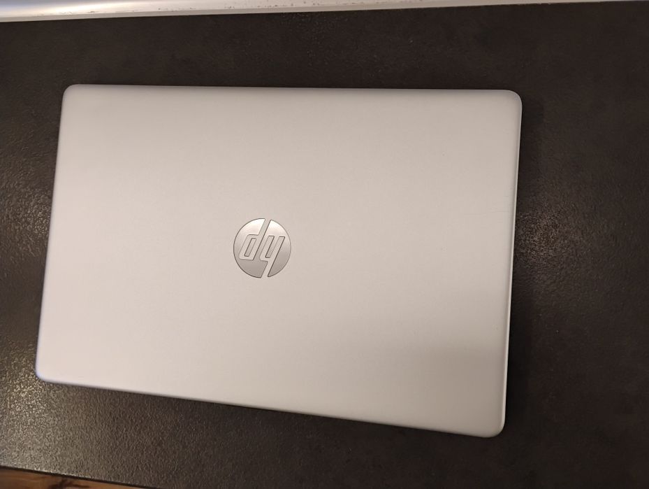 Laptop Hp - Ryzen 7 - 5000serie - Vega 7 - defect