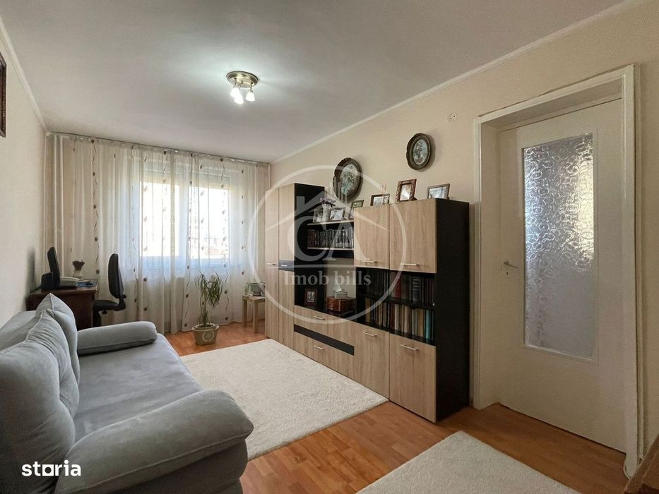 Apartament de vânzare cu 2 camere în zona Velența, Oradea