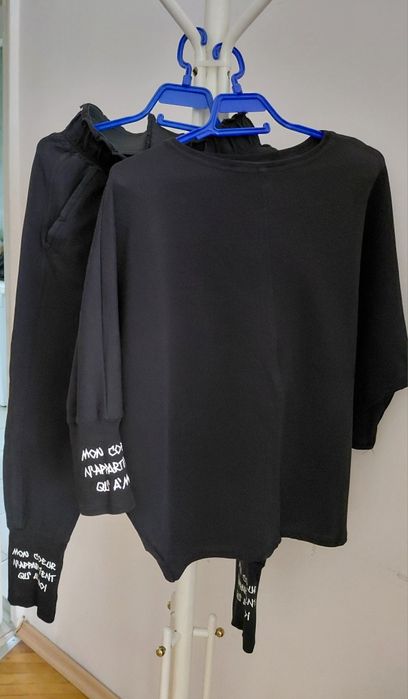 Дамски  спортен черен  екип Radis