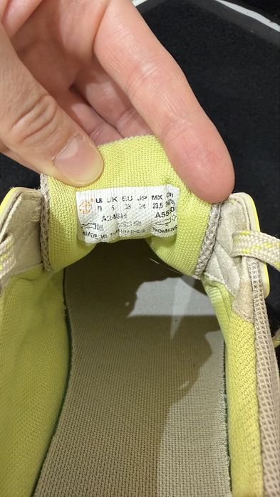 Продам кроссовки Timberland