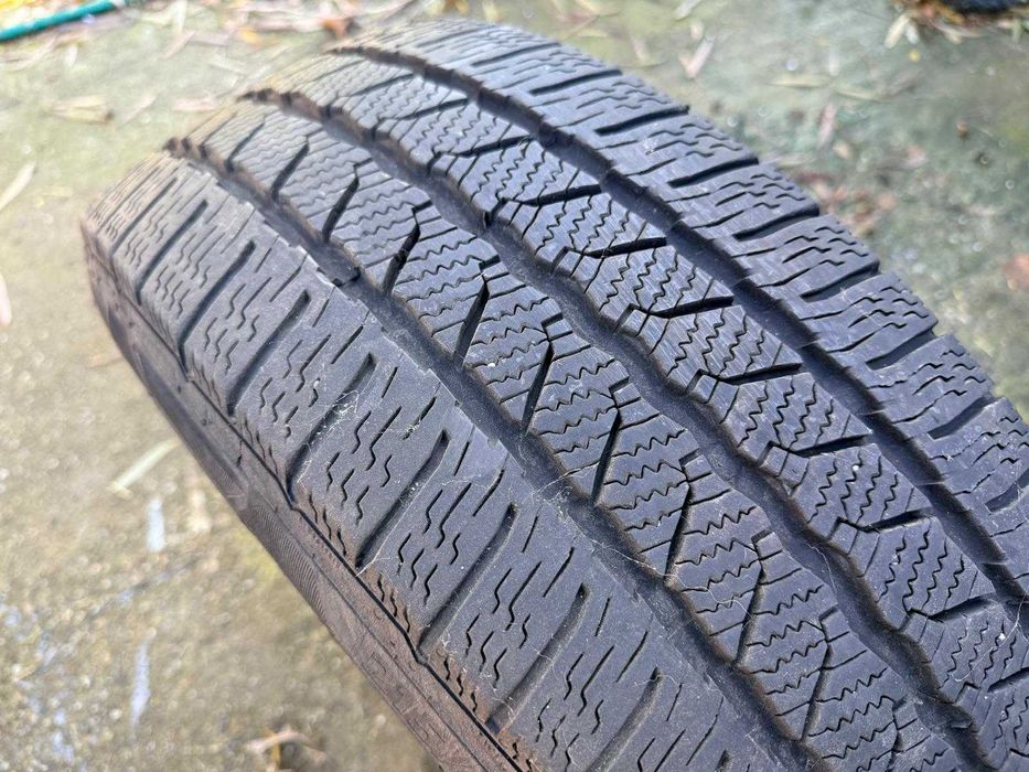 Set roți VW Transporter T5 / T6  Jante oțel anvelope iarnă Continental