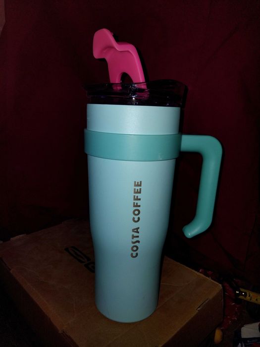 Голяма термочаша  Tumblers,нераждавейка,с капак